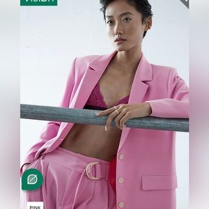 Barbie Pink. Worn once. Icōne Fluid three-button blazer bought for $129.99 CAD